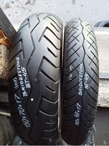 Шини комплектом для мотоцикла Bridgestone 150/70-17 і 110/80-17 BT-45 TL