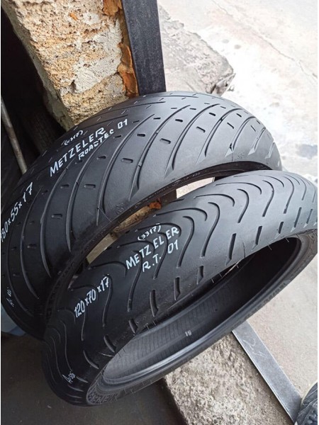 Комлект БУ Мотошин Metzeler 180/55-17 и 120/70-17 Roadtec TL
