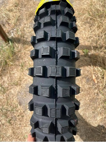 Купити кросову мото покришку Kit 4.60-17 kross YX-944 TT