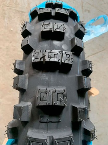 Купить мото покрышку Deli Tire 140/80-18 Sigma Enduro Soft SB-163 TT