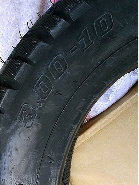 Мотошина Китай Лапка 3.00-10 TL