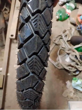 Купить покрышку на мотоцикл Swallow 4.10-18 HS-391 TT